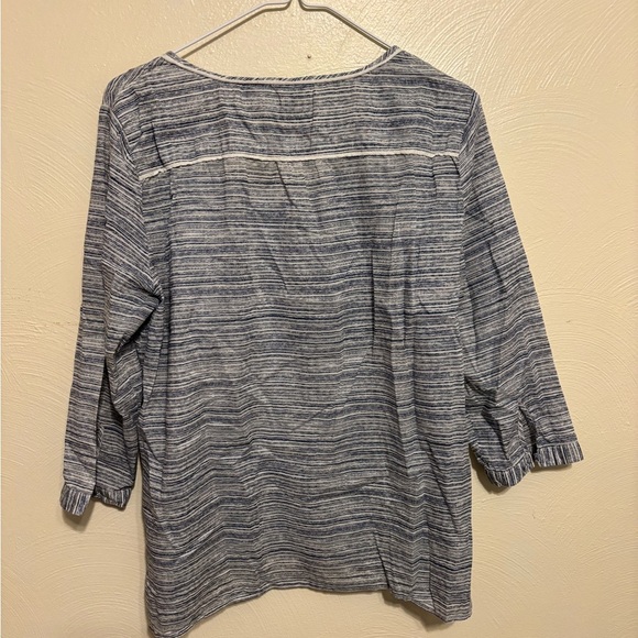 🌿 Eddie Bauer Lace-Front Slub Knit Top – Size XL - Picture 8 of 8